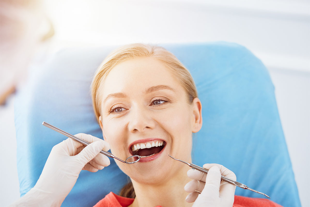 tooth extraction process and recovery